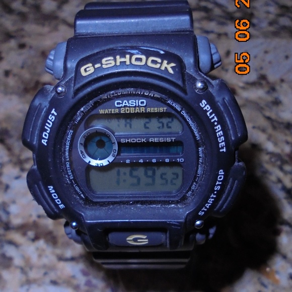 G-Shock - Picture 1 of 1